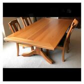 Dining table, good condition