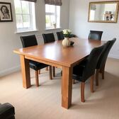 Dining table, good condition