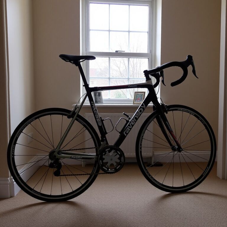 Road bike, as new — view 1