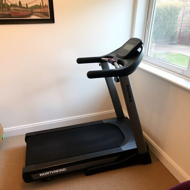 Treadmill, as new — view 1
