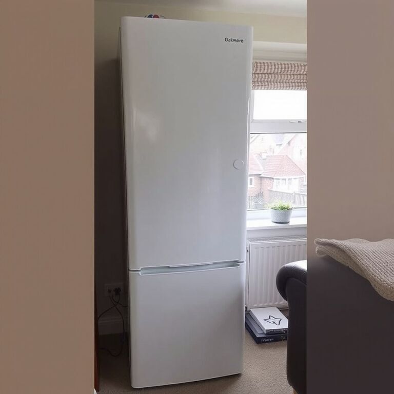 Fridge freezer, as new — view 3