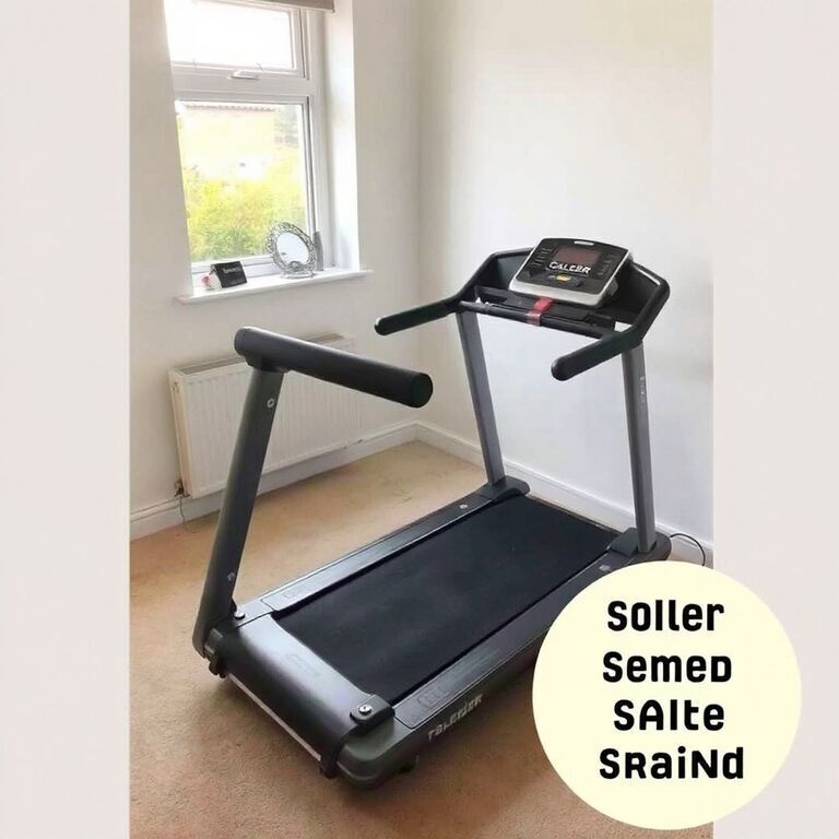 Treadmill, well used — view 1