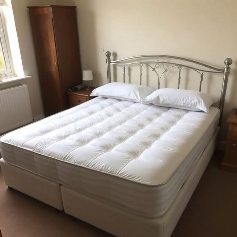 Double bed, good condition — view 4